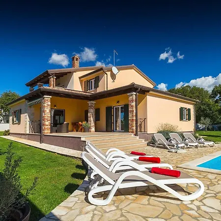 Ferienhaus Pianta Kirmenjak